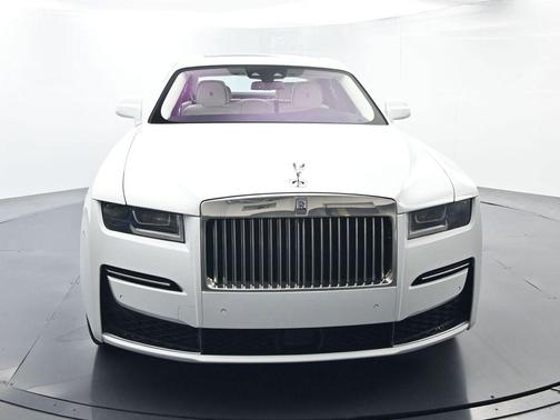 2023 Rolls-Royce Ghost 
