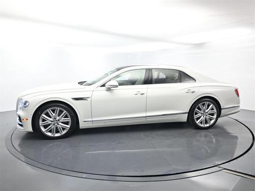 2023 Bentley Flying Spur V8