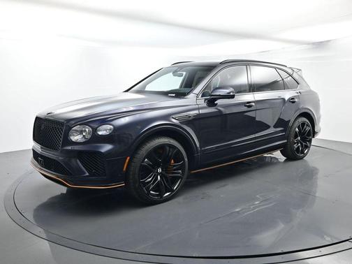 Dark Sapphire 2026 Bentley Bentayga Speed