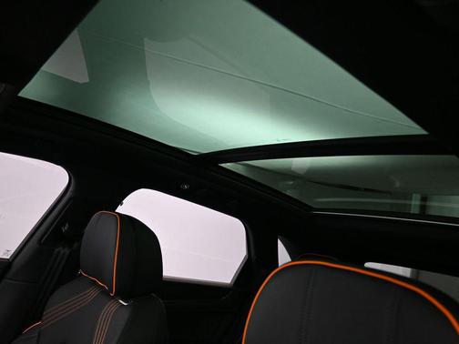 2025 Bentley Bentayga S Black Edition