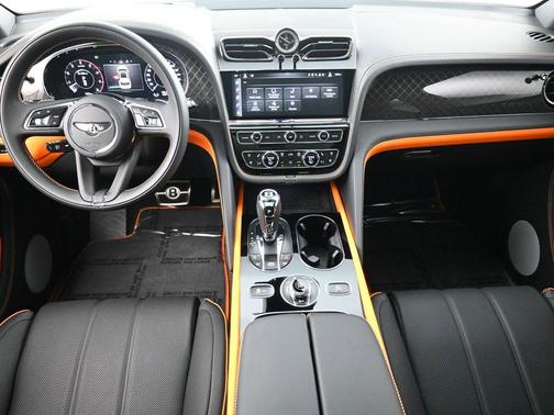 2025 Bentley Bentayga S Black Edition