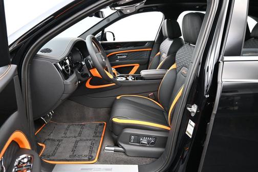 Beluga 2026 Bentley Bentayga Speed