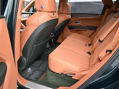 2024 Bentley Bentayga V8