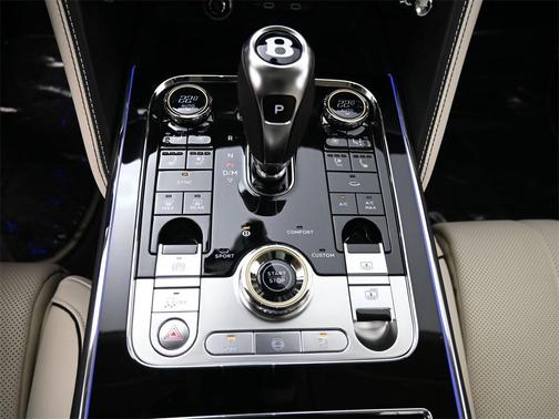 2026 Bentley Flying Spur 