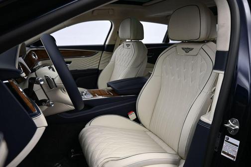 Dark Sapphire 2026 Bentley Flying Spur Azure