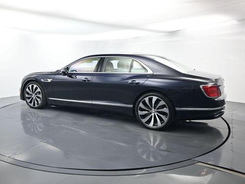 2026 Bentley Flying Spur 