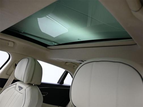 2026 Bentley Flying Spur 