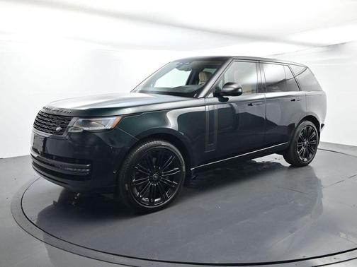 British Racing Green SV Bespoke Ultra Met Gloss 2025 Land Rover Range Rover P530 SE