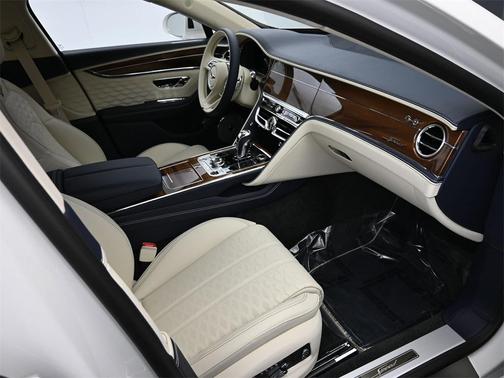 2025 Bentley Flying Spur Speed
