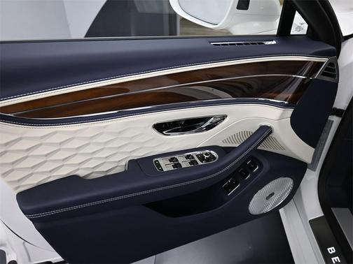 2025 Bentley Flying Spur Speed