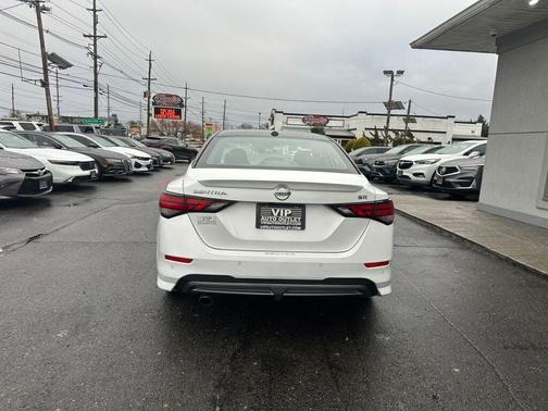 2021 Nissan Sentra SR