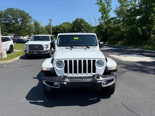 2023 Jeep Gladiator Sport S