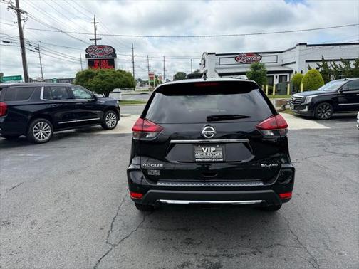 2020 Nissan Rogue SL