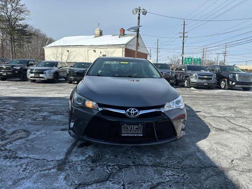 2015 Toyota Camry SE