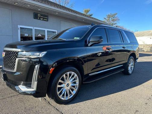 2022 Cadillac Escalade ESV Premium Luxury