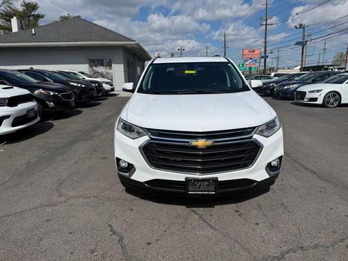 Summit White 2019 Chevrolet Traverse LT Leather