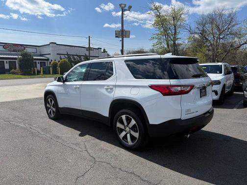 Summit White 2019 Chevrolet Traverse LT Leather