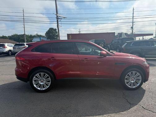 2018 Jaguar F-PACE 25t Premium