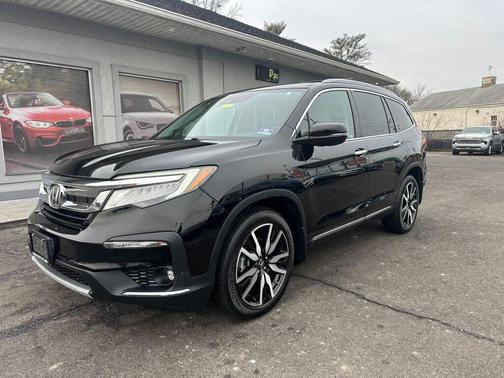 2019 Honda Pilot Touring 8-Passenger