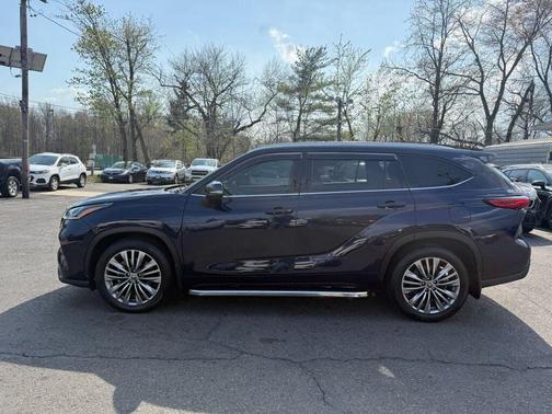 2021 Toyota Highlander Platinum