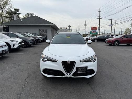 2019 Alfa Romeo Stelvio Ti Sport