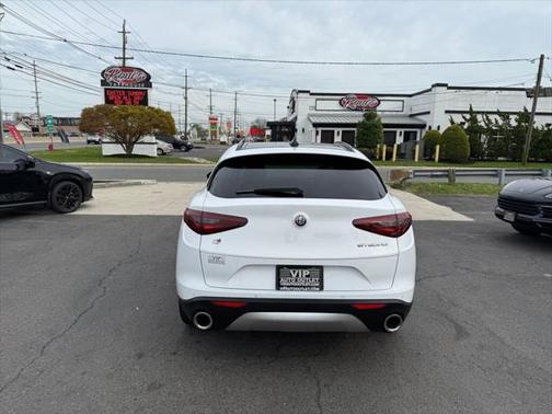 2019 Alfa Romeo Stelvio Ti Sport