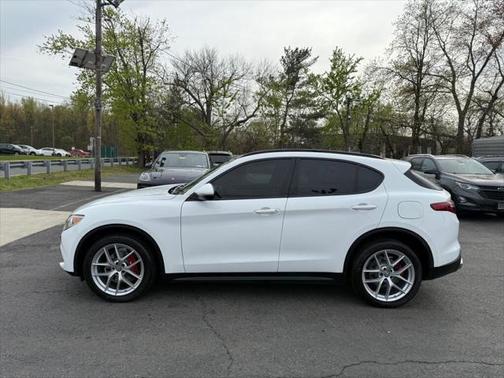 2019 Alfa Romeo Stelvio Ti Sport