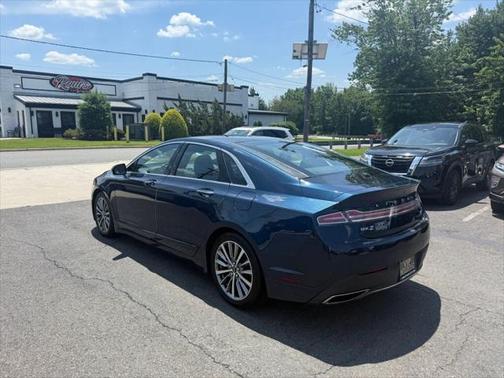 2017 Lincoln MKZ Base