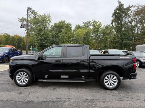 2020 Chevrolet Silverado 1500 Custom