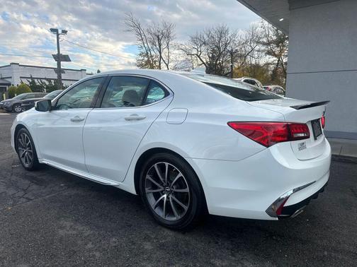 2018 Acura TLX Technology