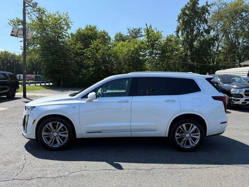 2021 Cadillac XT6 Premium Luxury AWD