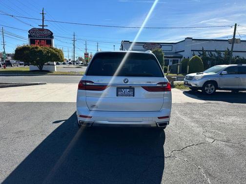 2019 BMW X7 xDrive40i
