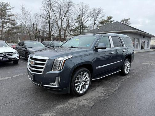 2020 Cadillac Escalade Luxury