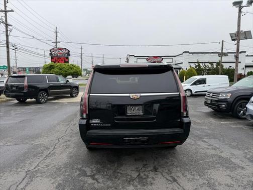 2016 Cadillac Escalade ESV Standard