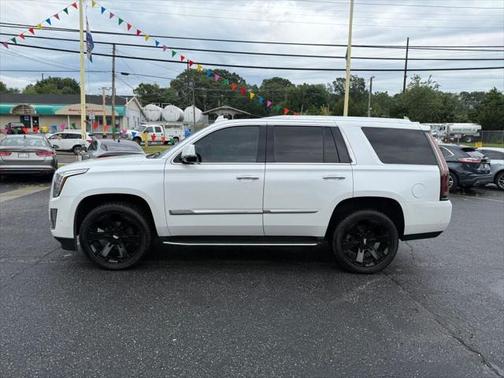 2019 Cadillac Escalade Luxury