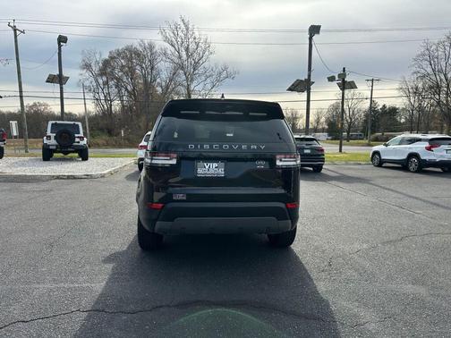 2020 Land Rover Discovery SE