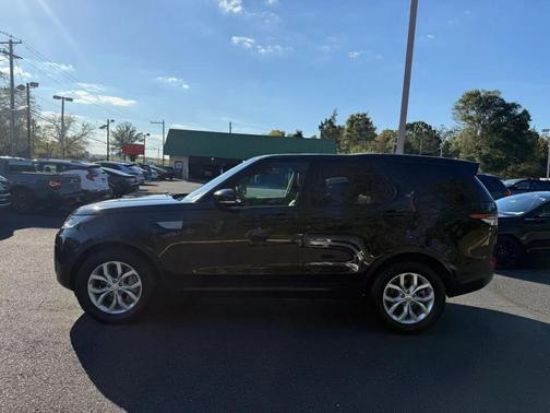 2020 Land Rover Discovery SE