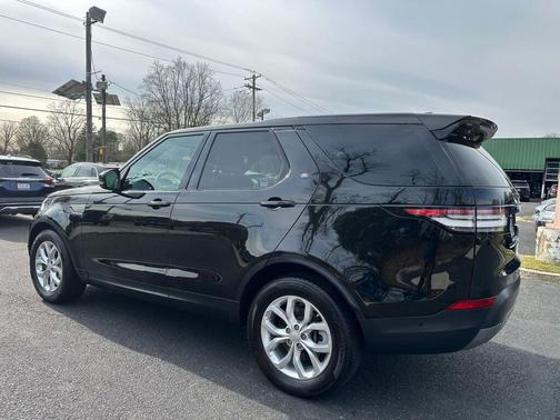 2020 Land Rover Discovery SE