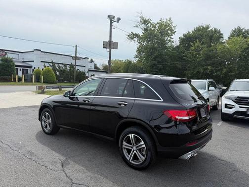 2017 Mercedes-Benz GLC 300 4MATIC