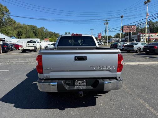 2019 Toyota Tundra SR5