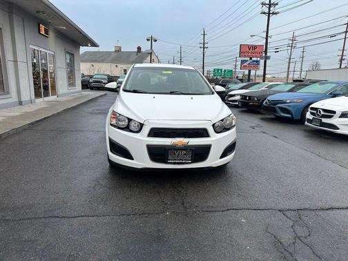 2016 Chevrolet Sonic LT