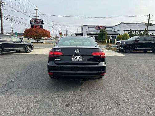 2017 Volkswagen Jetta 1.8T Sport