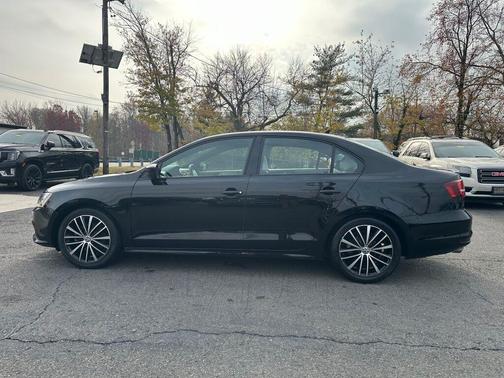 2017 Volkswagen Jetta 1.8T Sport