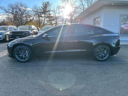 2023 Tesla Model 3 Standard Range