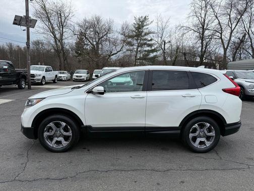 White Diamond Pearl 2017 Honda CR-V EX