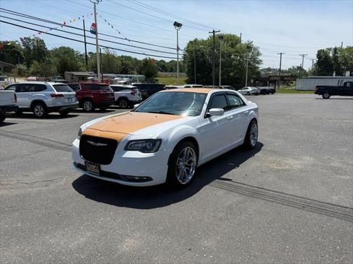 2019 Chrysler 300 S
