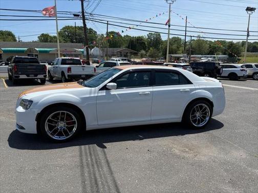 2019 Chrysler 300 S