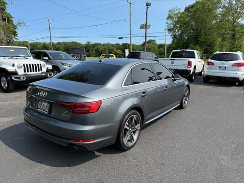 2017 Audi A4 2.0T Prestige
