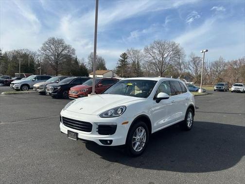 2018 Porsche Cayenne Base
