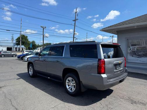 2019 Chevrolet Suburban LT